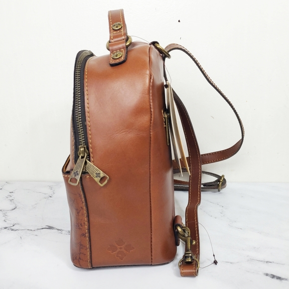 Patricia Nash Montioni Signature Map Backpack - Picture 3 of 8